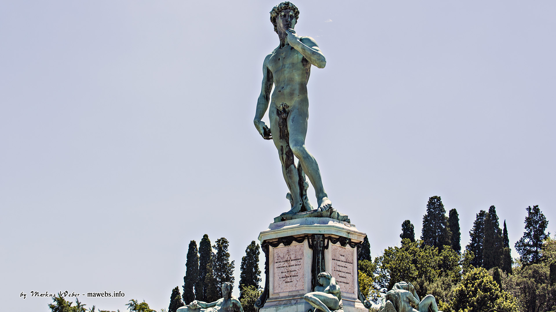 Bronzekopie von Michelangelos David auf der Piazzale Michelangelo